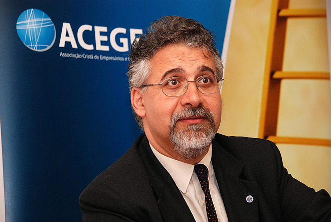 O Pecado De César Das&nbsp;Neves