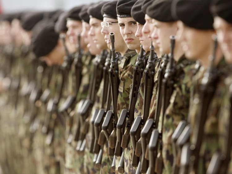 A Contra-Indicação Do Exército&nbsp;Português