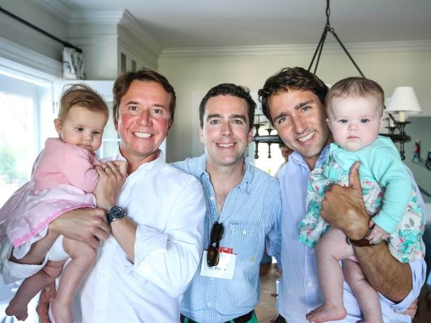 Justin Trudeau: A Fotografia Com A Família Do Deputado Gay (faz&nbsp;furor)