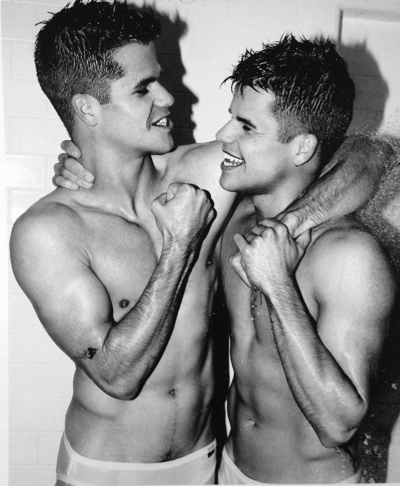 max charlie carver lgbt teen wolf coming out