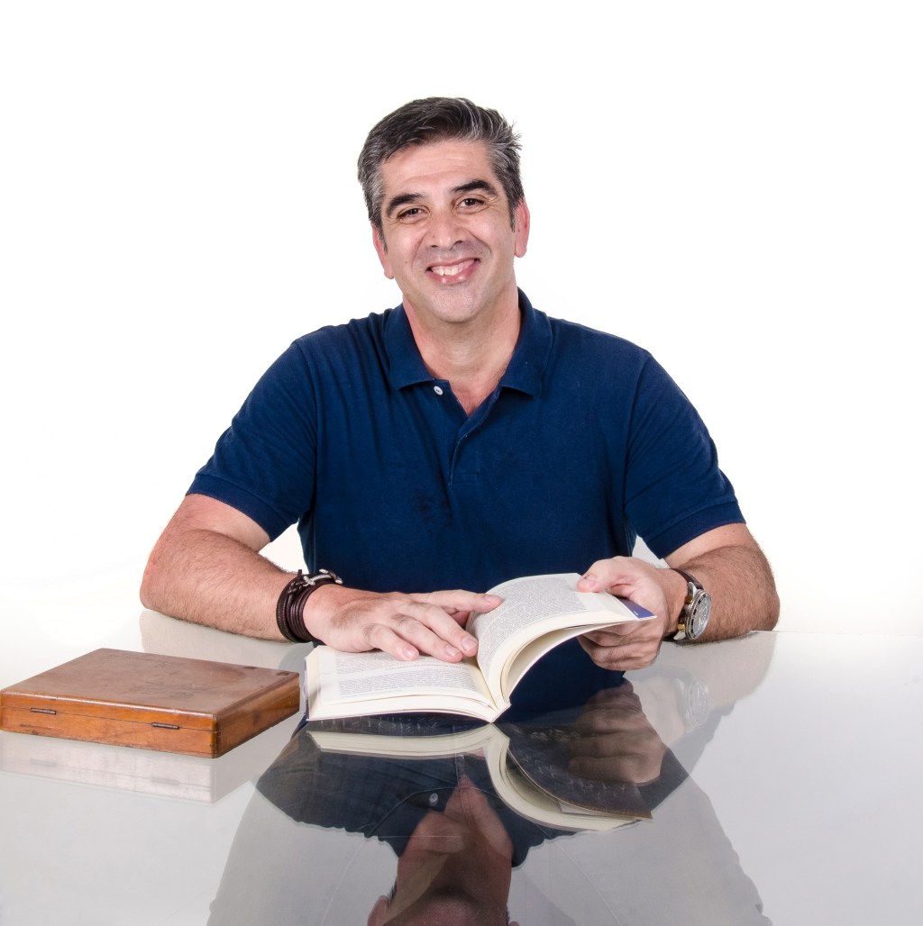 Entrevista a Miguel Agramonte, Autor De “Quando Tu Nos&nbsp;Mentes”