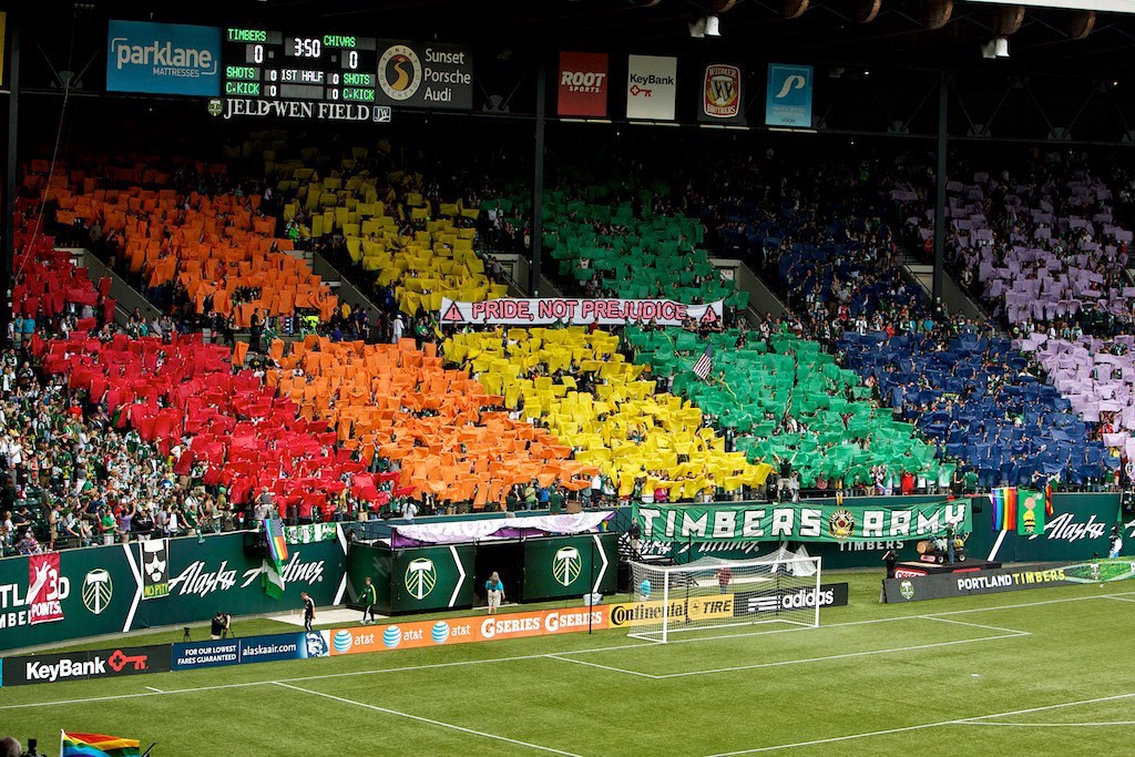 homofobia futebol desporto UEFA EURO2016 lgbt