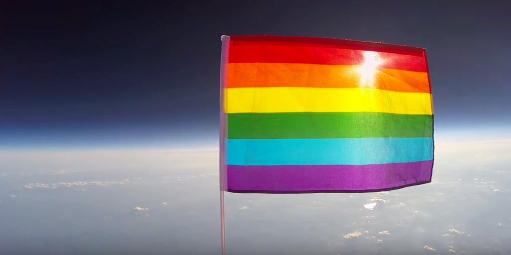 Promover a igualdade relembrando a dimensão espacial do&nbsp;amor!