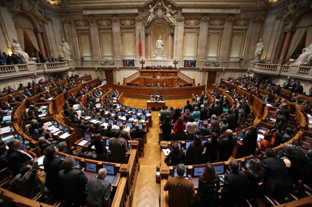 PCP abstém-se (vergonhosamente) no voto de condenação à&nbsp;Tchetchénia