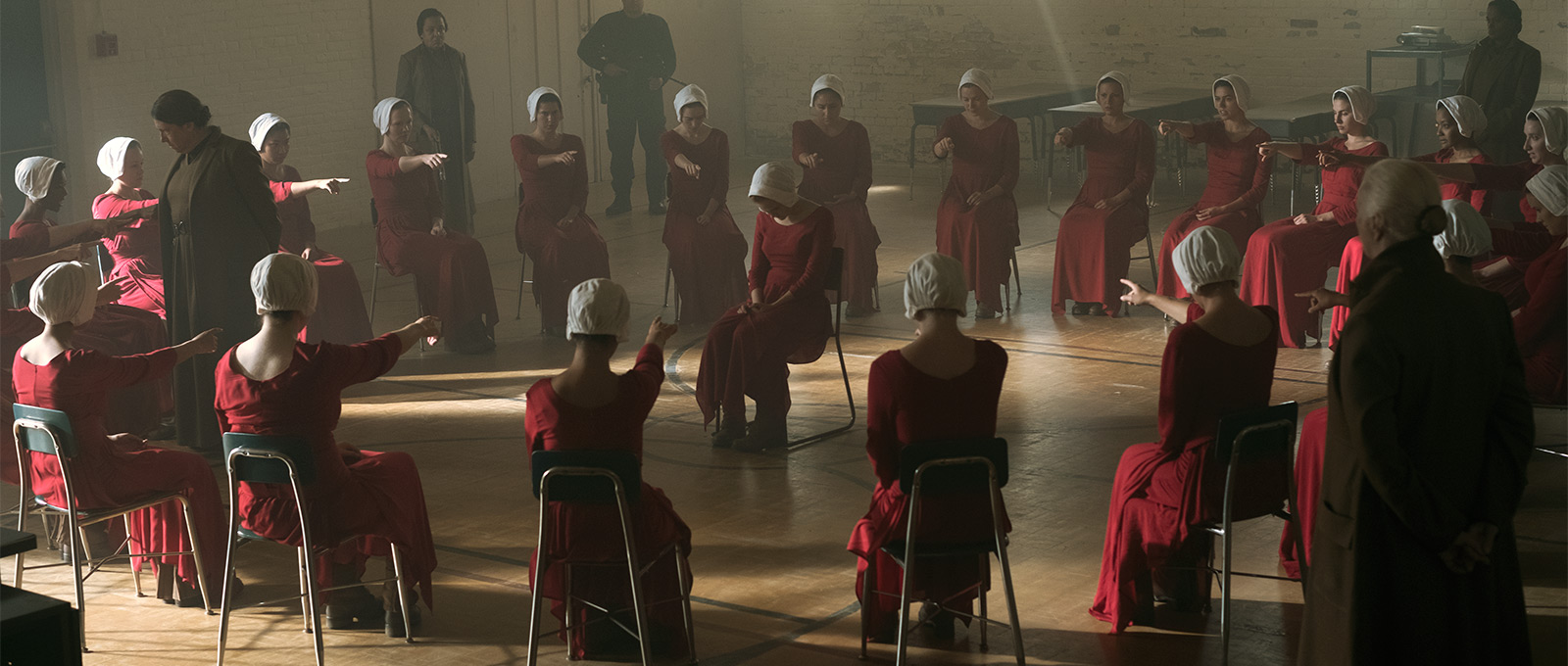 handmaids-tale-hulu-FULL-2017