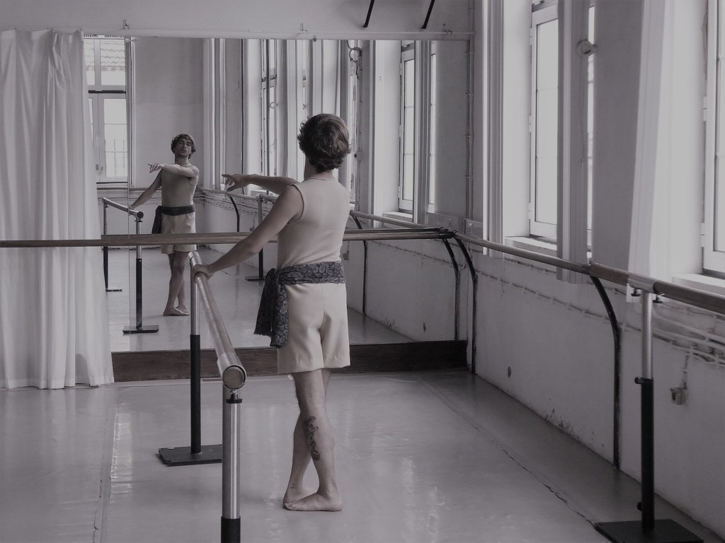 Teatro: “Mário – a história de um bailarino no Estado&nbsp;Novo”