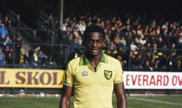 Justin Fashanu, o primeiro – e único – futebolista profissional abertamente gay britânico, vai ser empossado na Hall of&nbsp;Fame