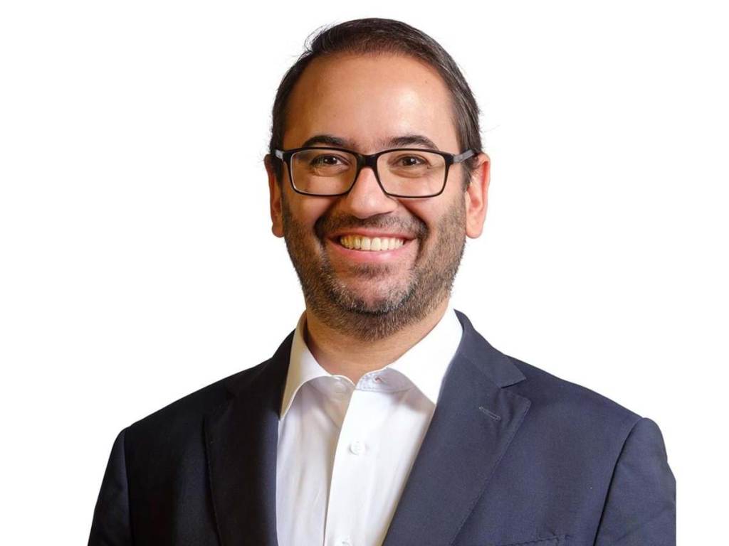 André Moz Caldas, secretário de Estado, assume ser casado com pessoa do mesmo sexo: “não sinto que seja apenas um aspeto da minha vida&nbsp;pessoal”