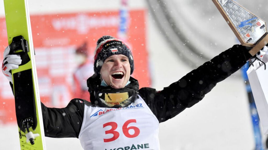 Coragem no desporto e na vida: Polaco Andrzej Stękała revela ser gay