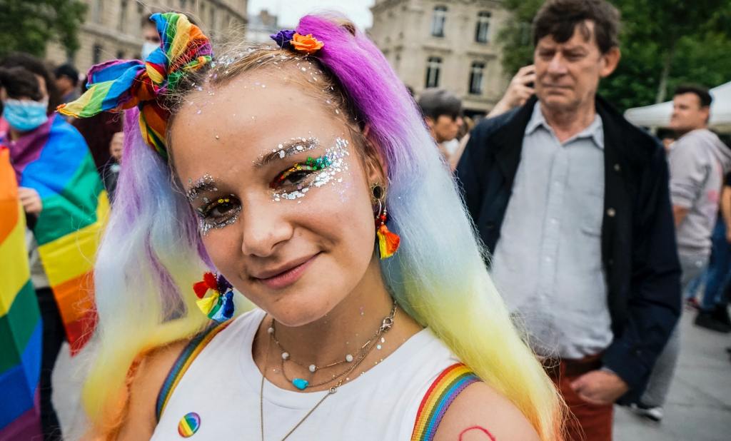 Violência anti-LGBTQ+ atinge máximo de uma década na Europa, conclui relatório da ILGA&nbsp;Europe