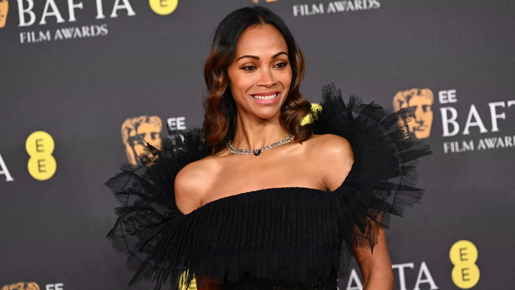 Emilia Pérez: Zoë Saldaña dedica vitória nos BAFTA a Eli, o seu sobrinho trans