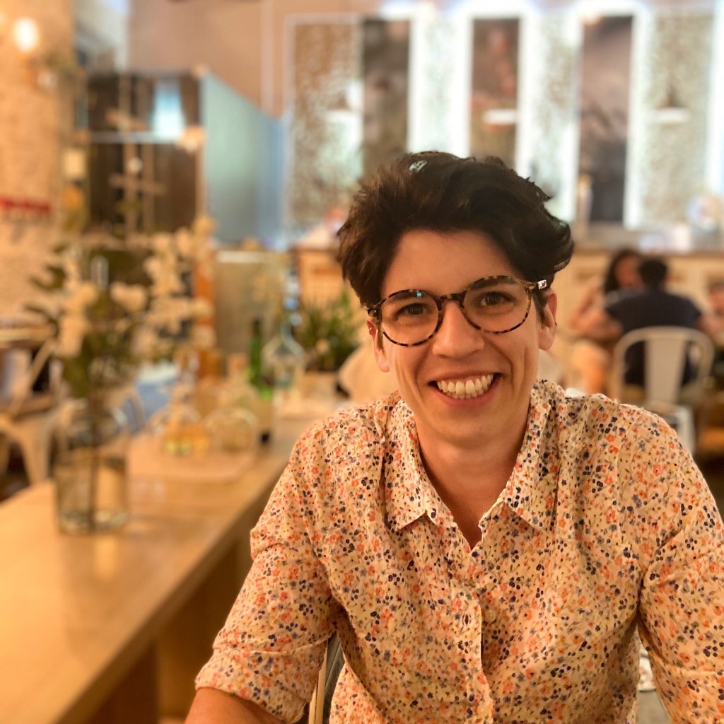 No Arraial Lisboa Pride vamos voltar a ocupar uma das maiores praças da Europa e enchê-la desta energia comunitária, a opinião de Ana Aresta.