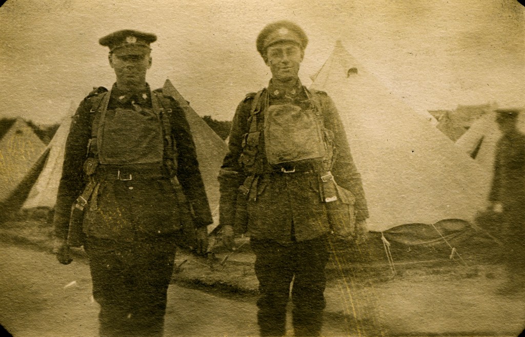A história de Len e Cub, o casal que se fotografou há 100 anos