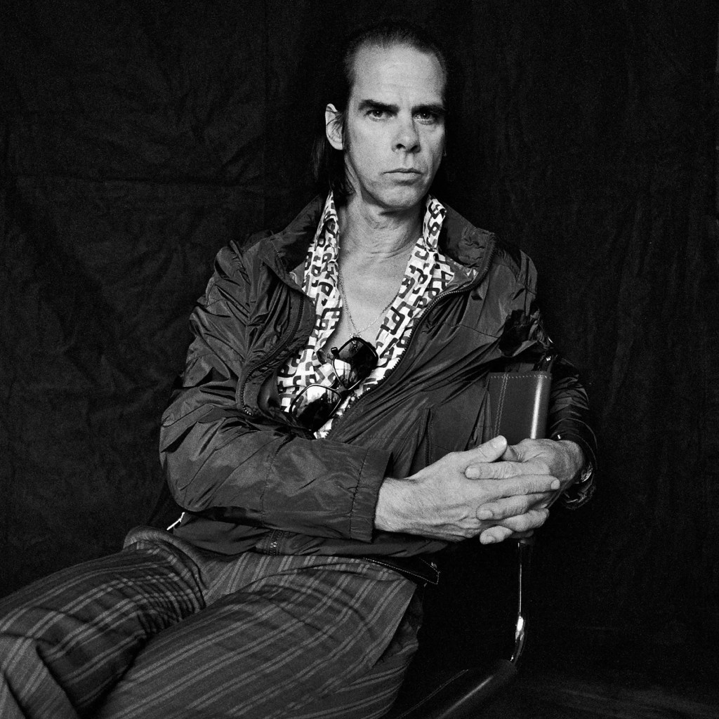 Nick Cave respondeu a um pai de criança trans com a noção de amor incondicional e do privilégio que é poder&nbsp;partilhá-lo
