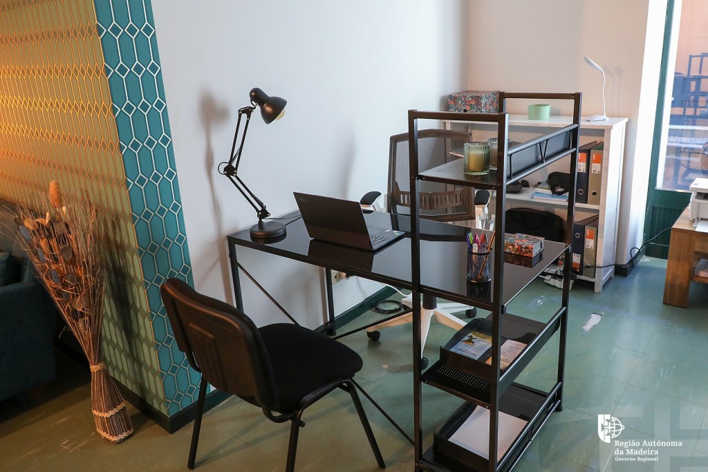 Madeira abre Centro Comunitário LGBTI+ para "combater o estigma, a discriminação e o preconceito"