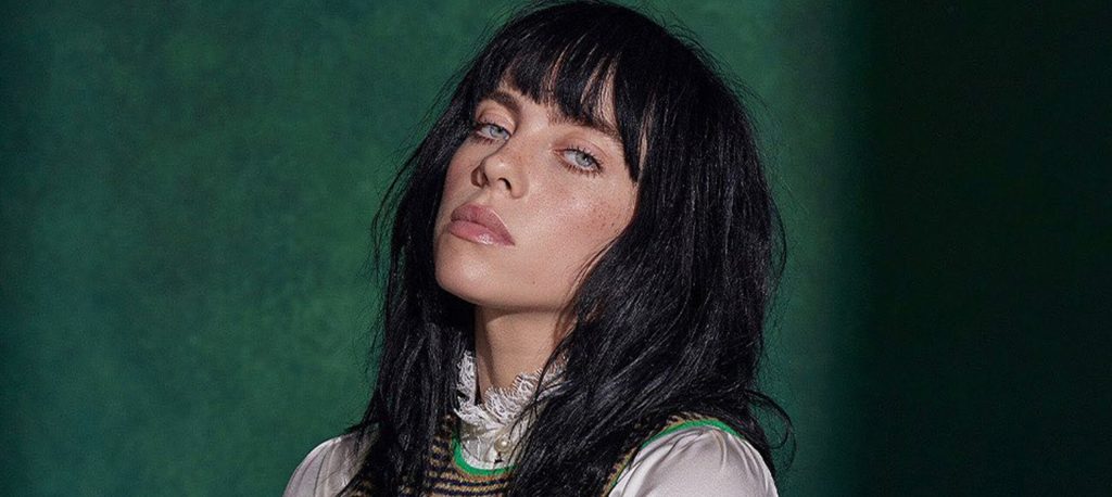 Billie Eilish assume atração por mulheres: "Não era óbvio?"