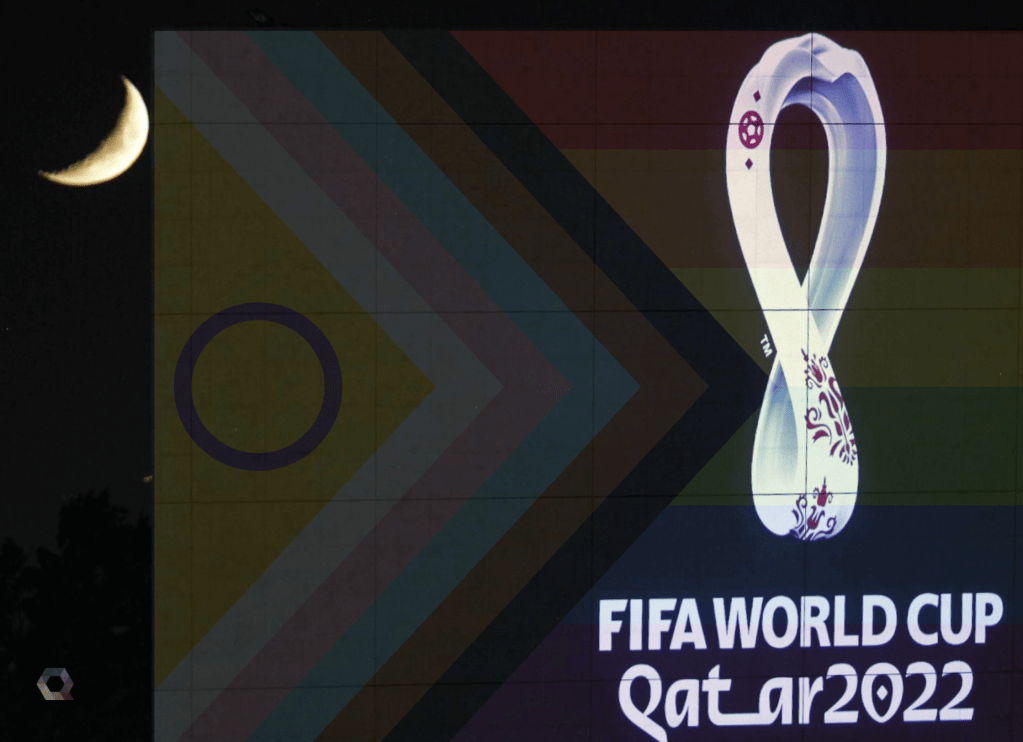 Qatar: Gays torturados e forçados a denunciar membros da comunidade LGBTI+