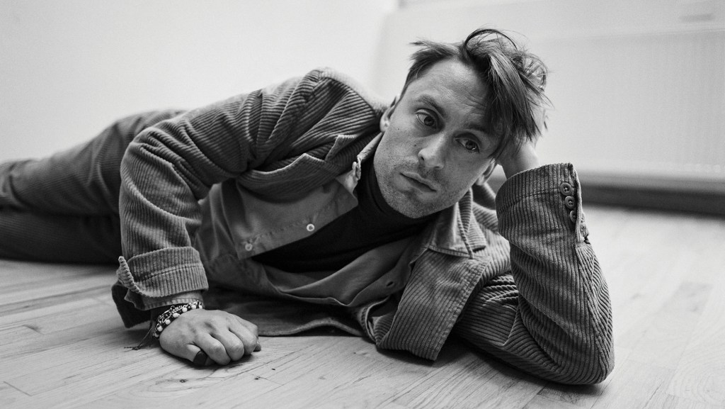 Kieran Culkin aborda a sexualidade de Roman Roy em ‘Succession’