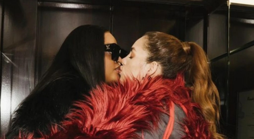 Num país que criminaliza a homossexualidade, Brenda Biya, filha do presidente dos Camarões, assume relação com Layyons Valença