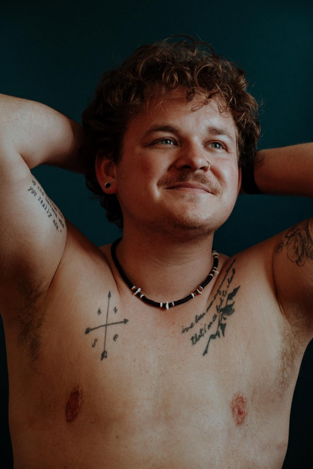 Novo estudo mostra como cuidados de afirmação de género são benéficos para a saúde mental de adolescentes&nbsp;trans