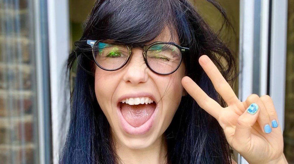Jessica Wade fez mais de 1.000 biografias na Wikipedia para mulheres cientistas&nbsp;desconhecidas