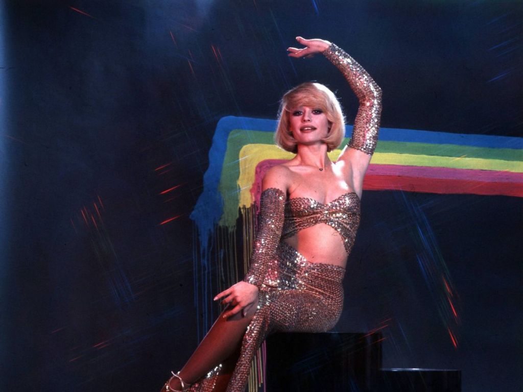 Raffaella Carrà Ícone de Liberdade e Inspiração para a Comunidade LGBTQIA