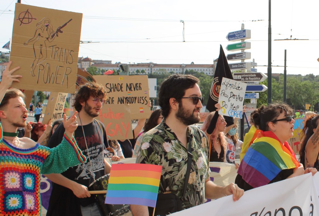 Coimbra volta a sair à rua pelos direitos LGBTQIA+ na sua 16ª Marcha Contra a Transfobia e Homofobia
