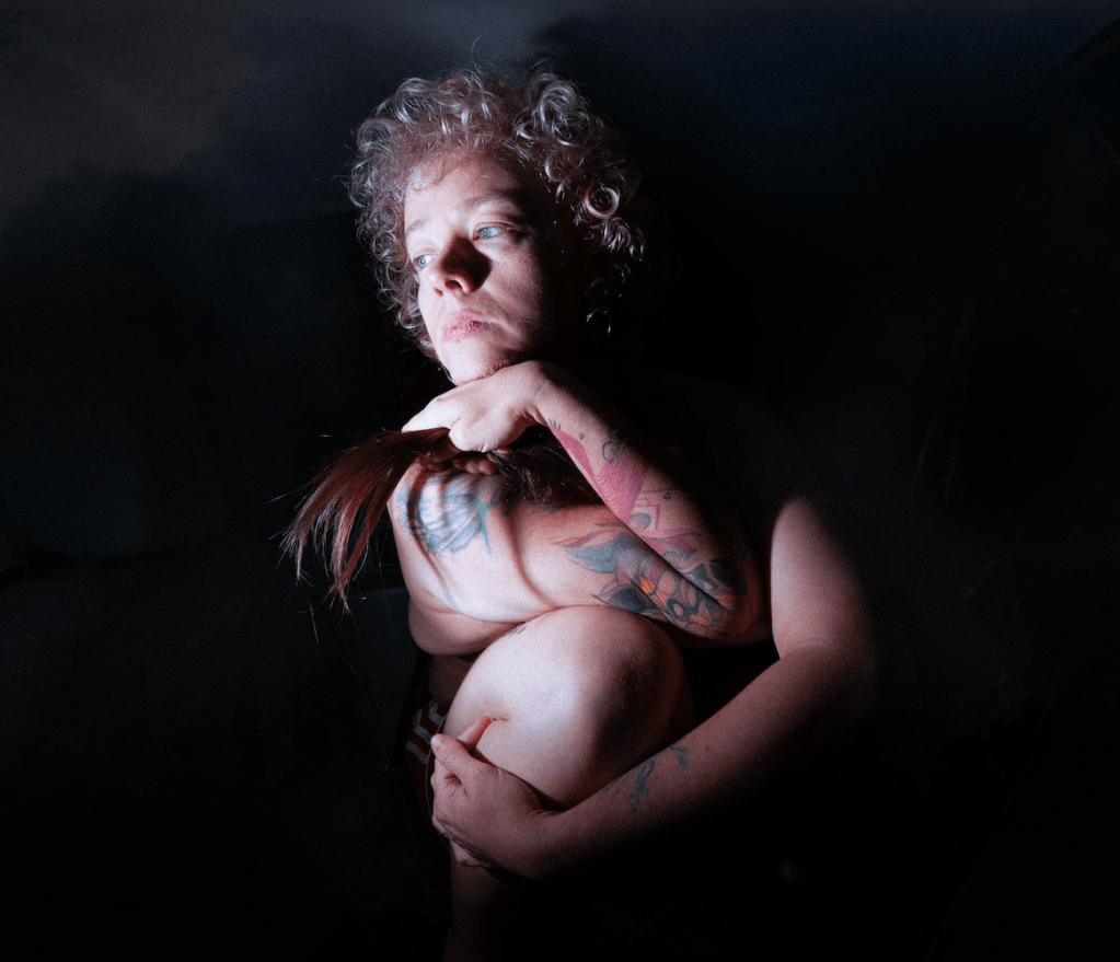 Mandakí, de Larie - o corpo que muda em tempo real no Teatro do Bairro Alto

Créditos Patricia Black