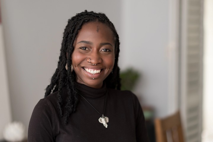 “Chamam-lhe ‘valores africanos’, mas muitas leis anti-LGBTQIA+ são herança colonial”, denuncia Arlana Shikongo da Pan Africa&nbsp;ILGA