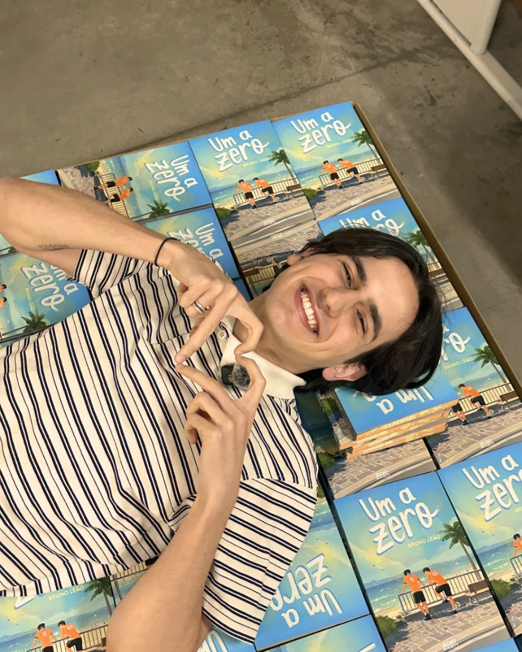 Verão, voleibol e romance queer: à conversa com Bruno&nbsp;Leão