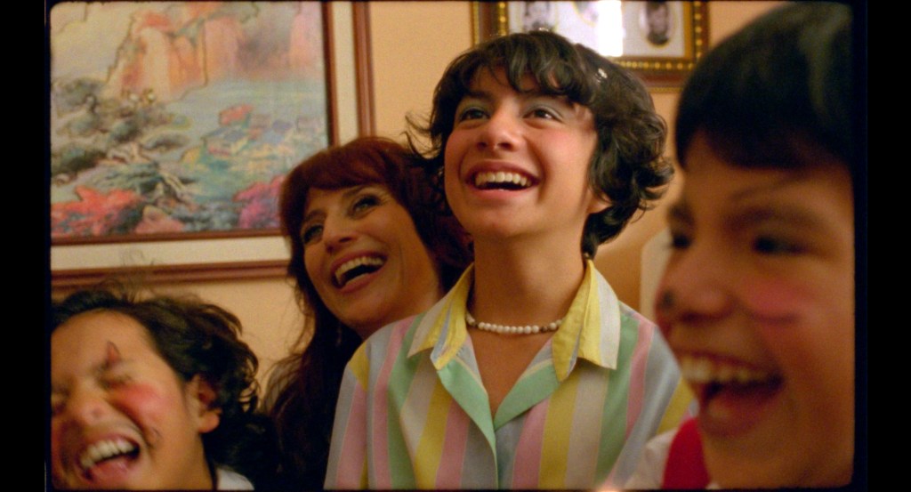 Queer Porto cinema LGBTQ Seis Meses en el Edificio Rosa con Azul
